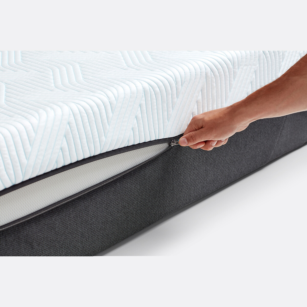 Matelas TEMPUR Pro® Plus SmartCool™ Médium blanc/gris charbon, TEMPUR