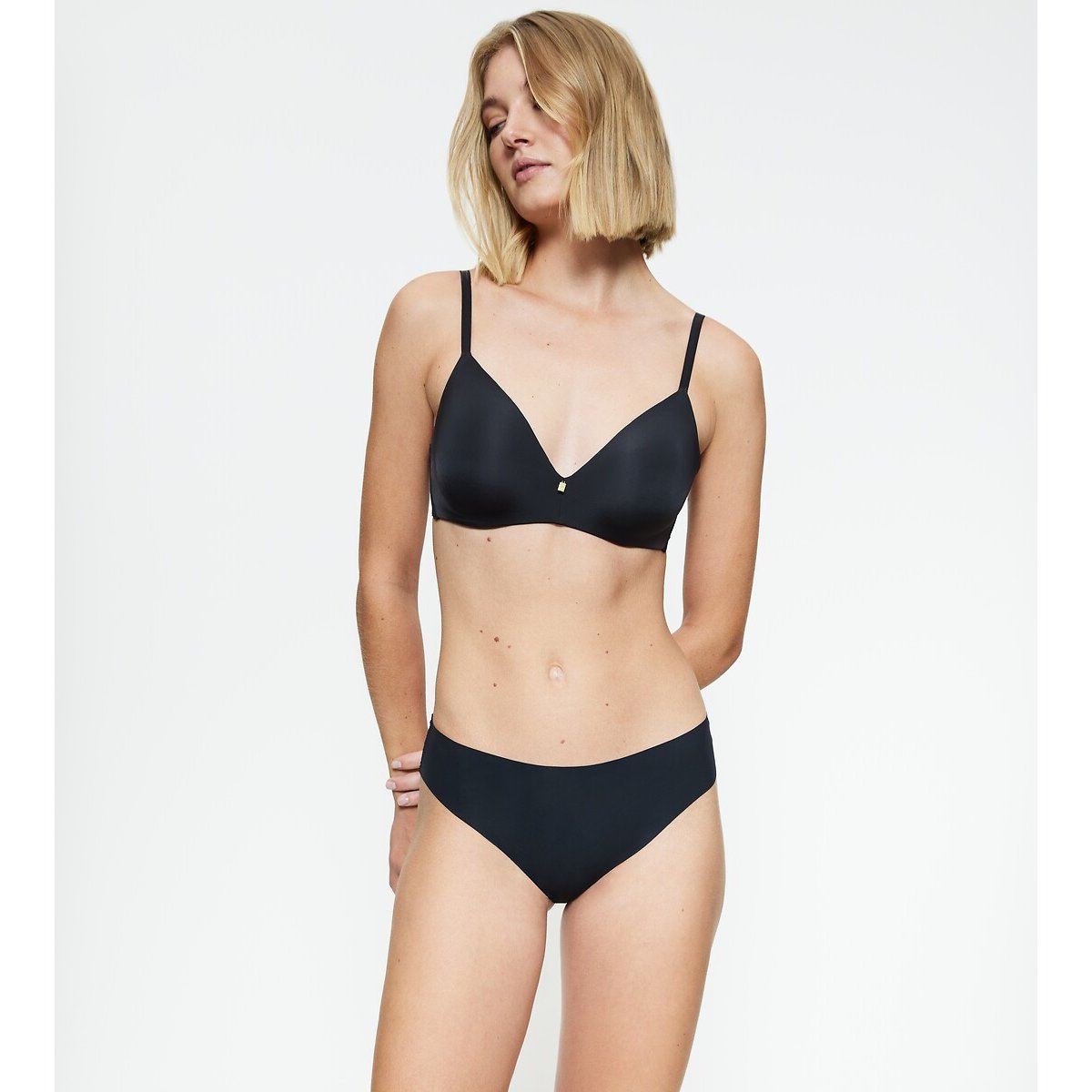 Pretty Micro High-Cut Briefs black, TRIUMPH
