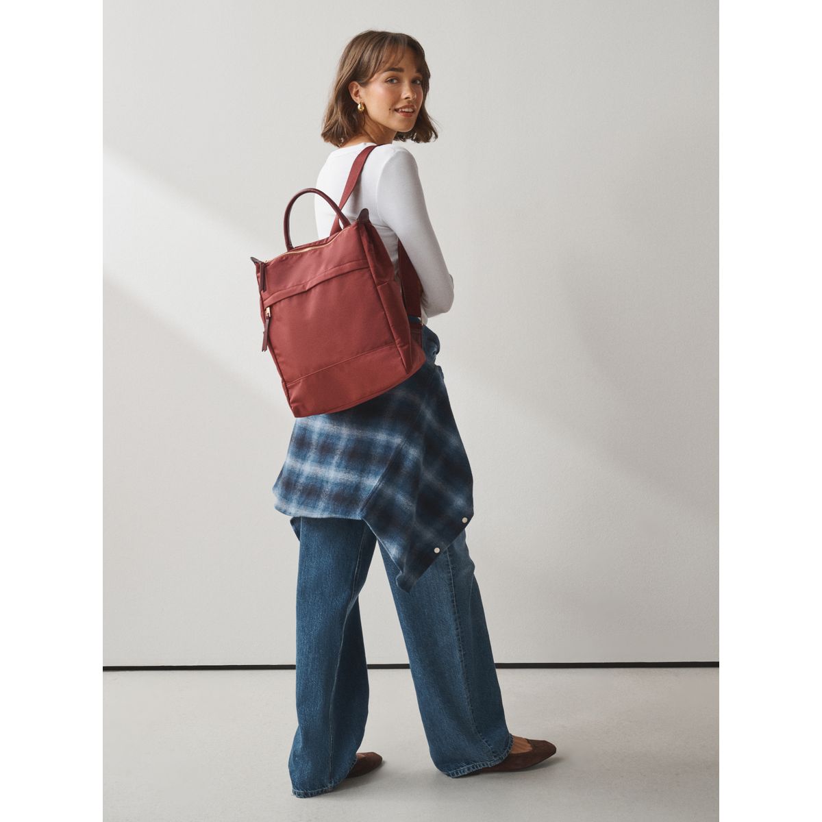 Sac à dos en nylon avec poche sur le devant rouge bourgogne, NEXT