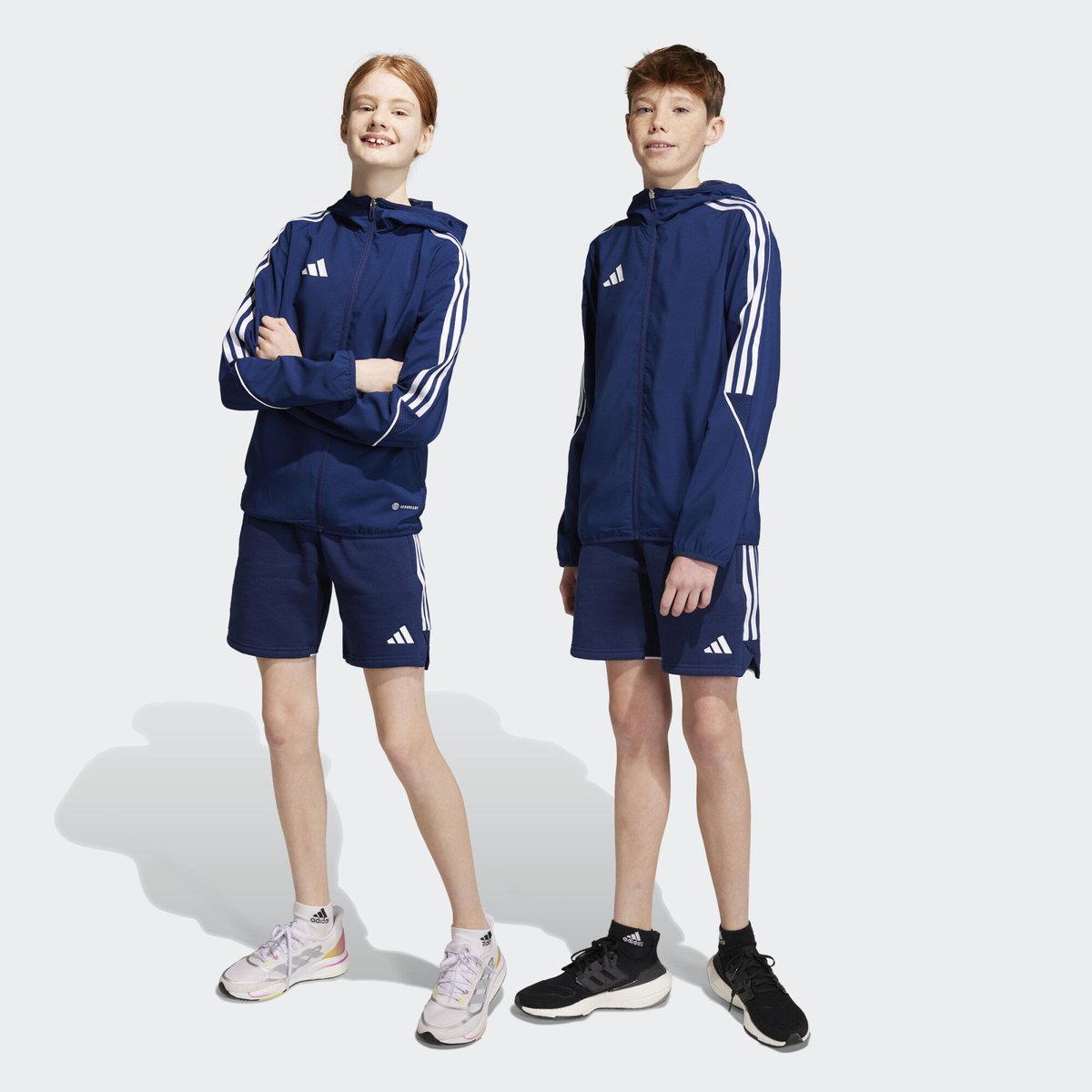Short de football bleu marine, adidas Performance
