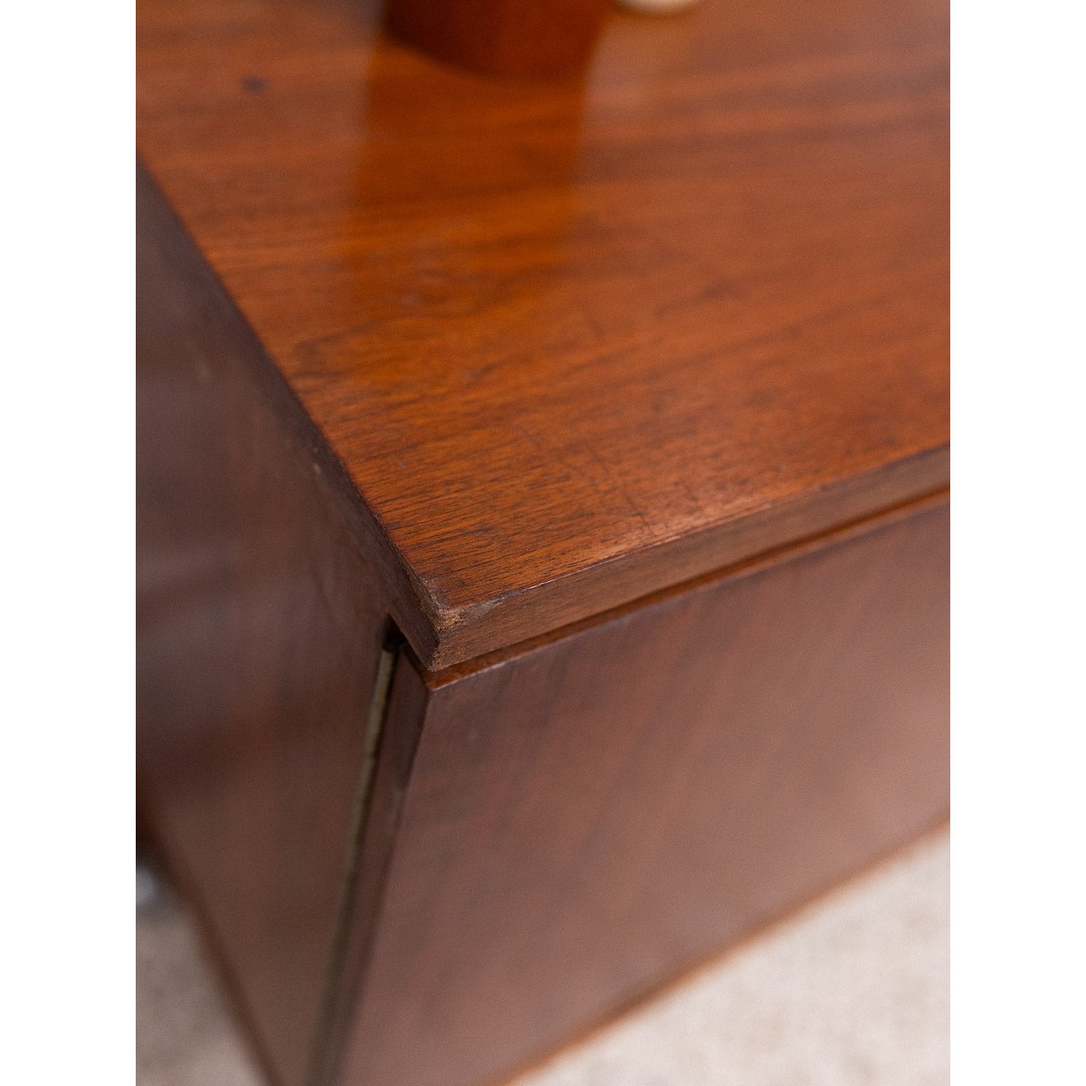 Enfilade sur roulettes Margaret N°721 - Bon état bois foncé, DEBONGOUT