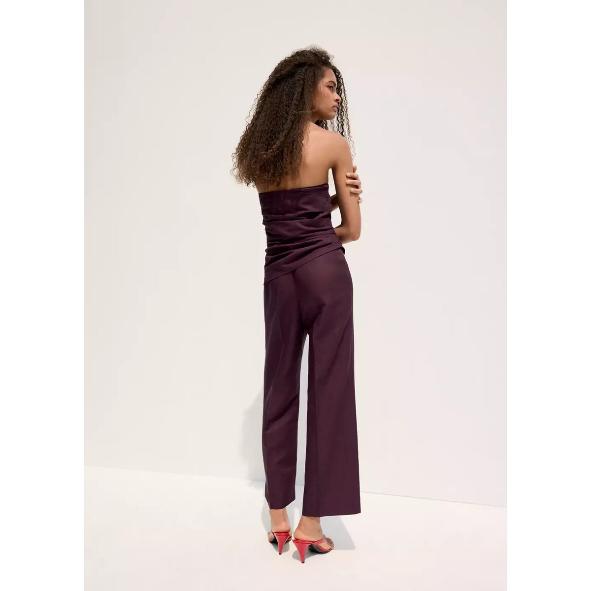 Combinaison en lin bustier lie de vin, MANGO