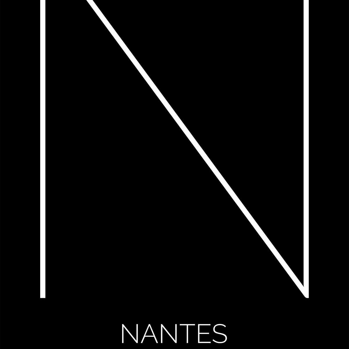 Poster n nantes affiche + cadre en bois - noir, HEXOA