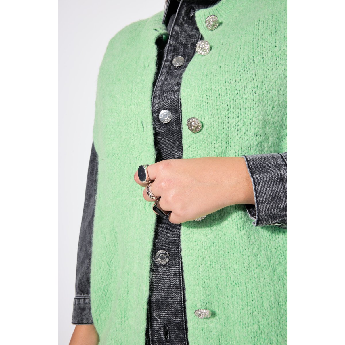 Gilet en maille, oversized, extra doux vert pastel, STUDIO UNTOLD