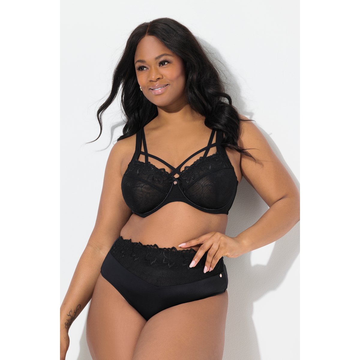 Tanga TruYou, dentelle et microfibre noir, ULLA POPKEN