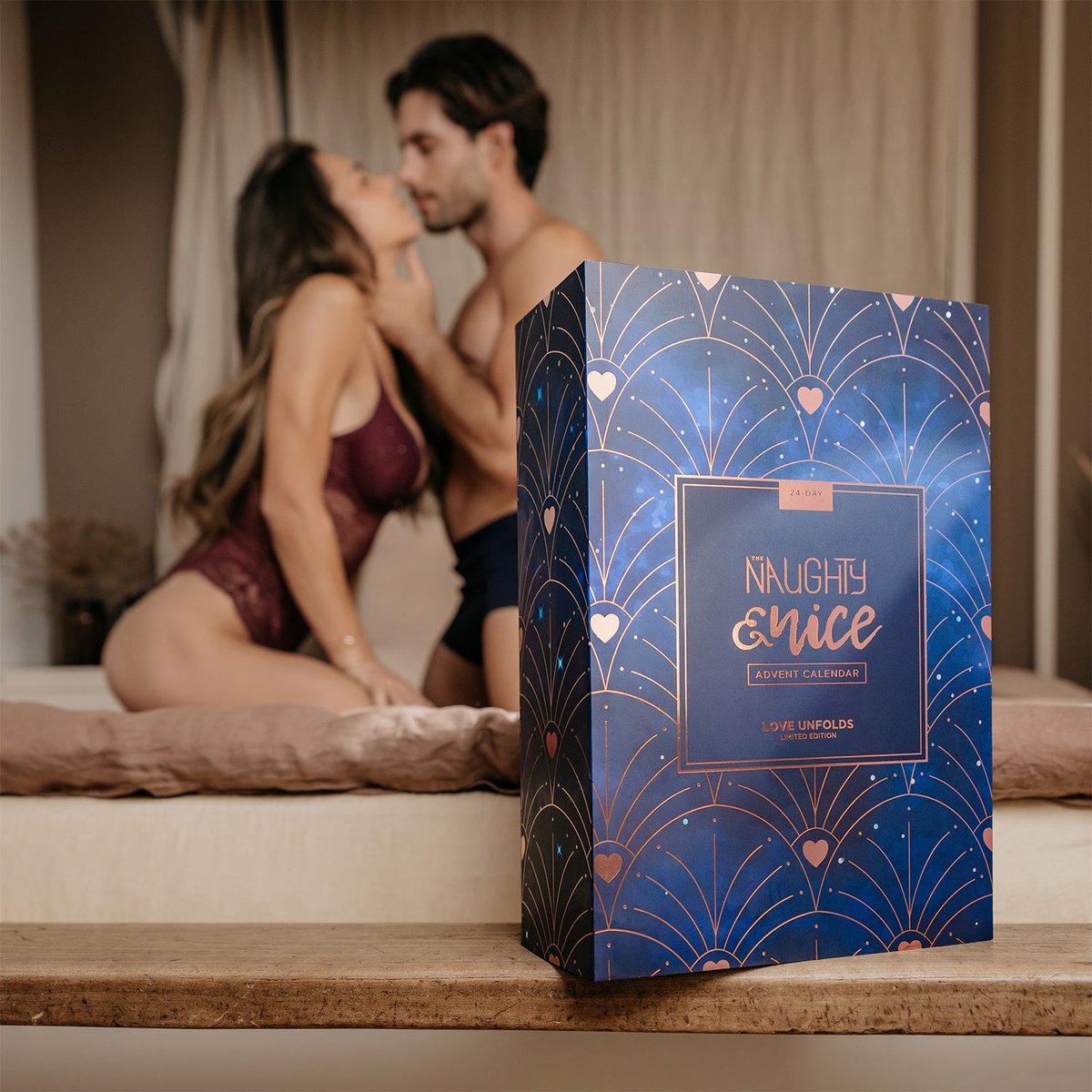 Calendrier de l’Avent 2025 PLAISIRS DÉVOILÉS couleur unique, LOVEBOXXX