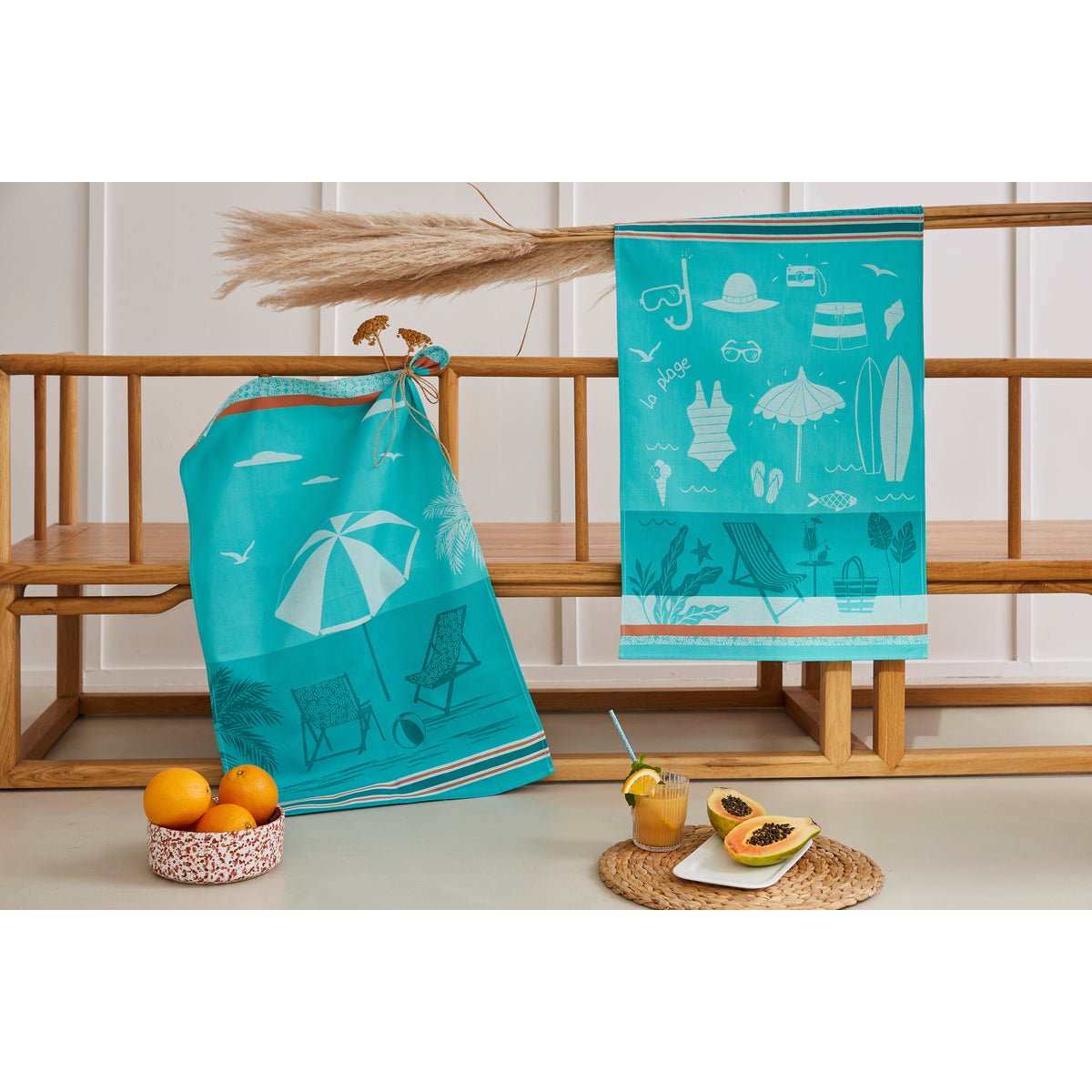 Torchon jacquard en coton A LA PLAGE bleu, COUCKE