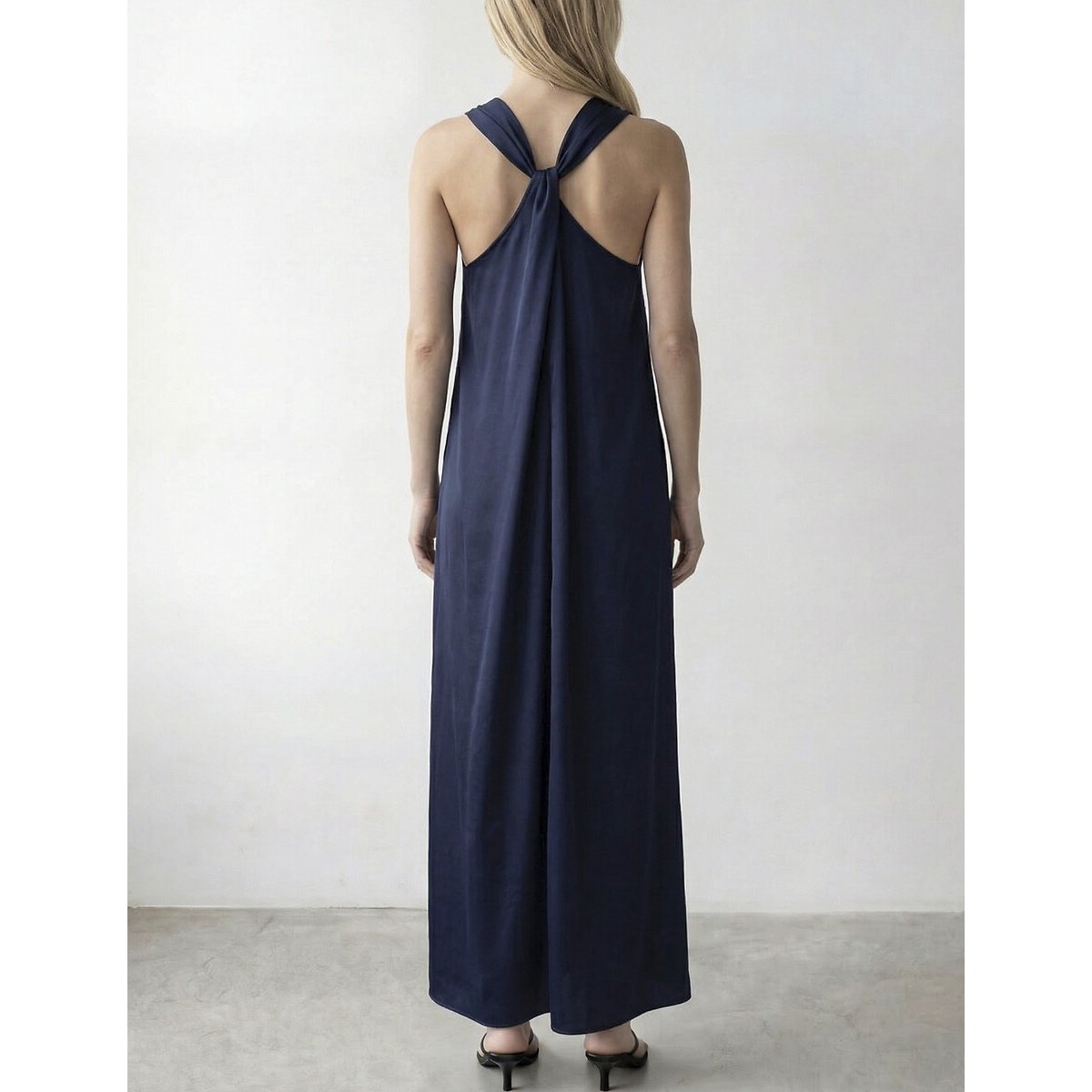 Robe longue satinée bleu marine, VILA