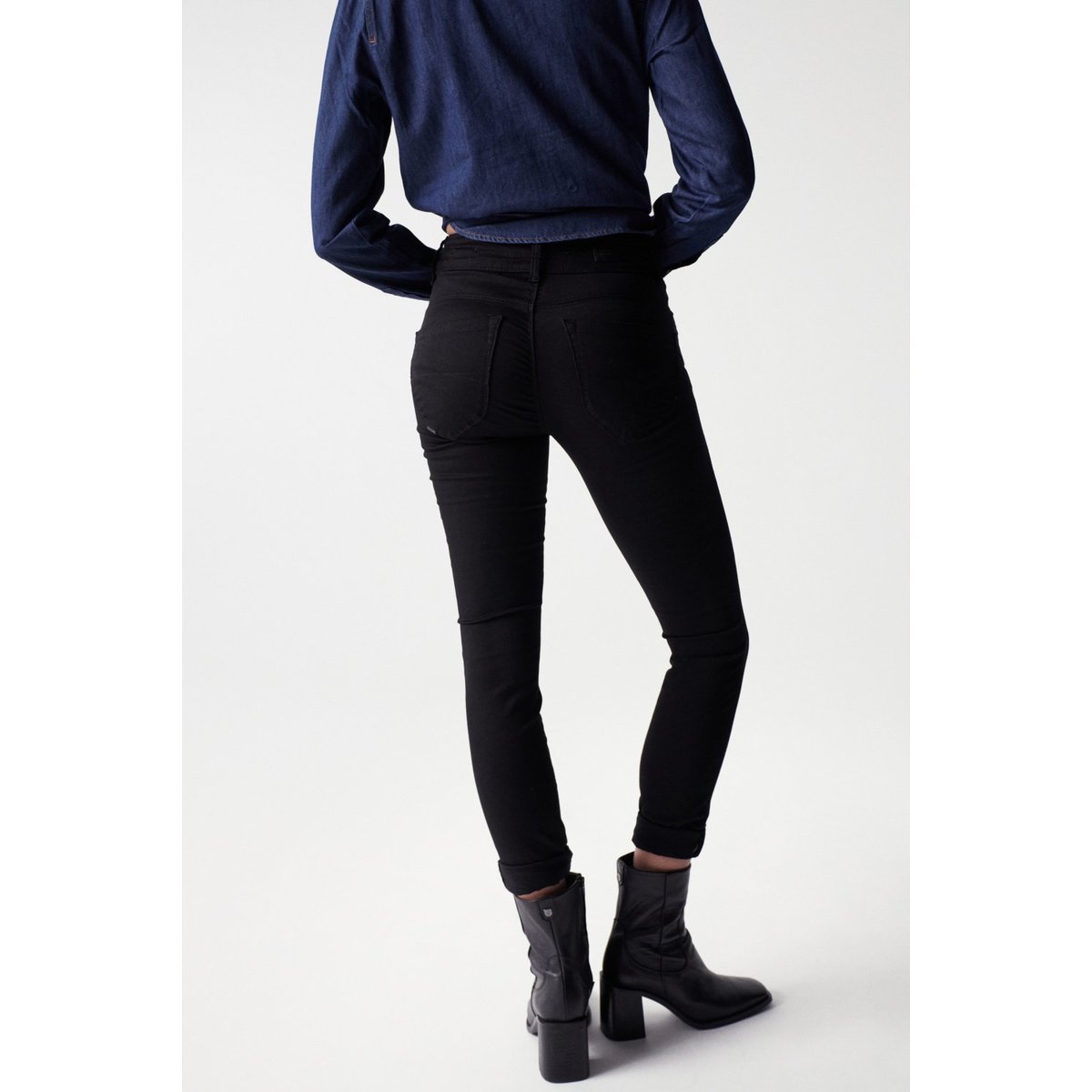 JEAN SECRET PUSH IN SKINNY noir, SALSA JEANS