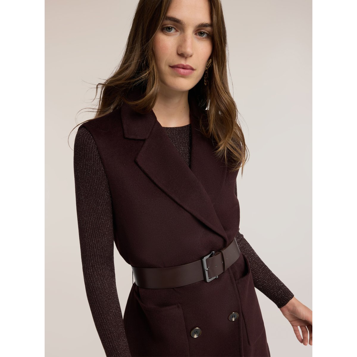 Gilet ceinturé marron, MOTIVI