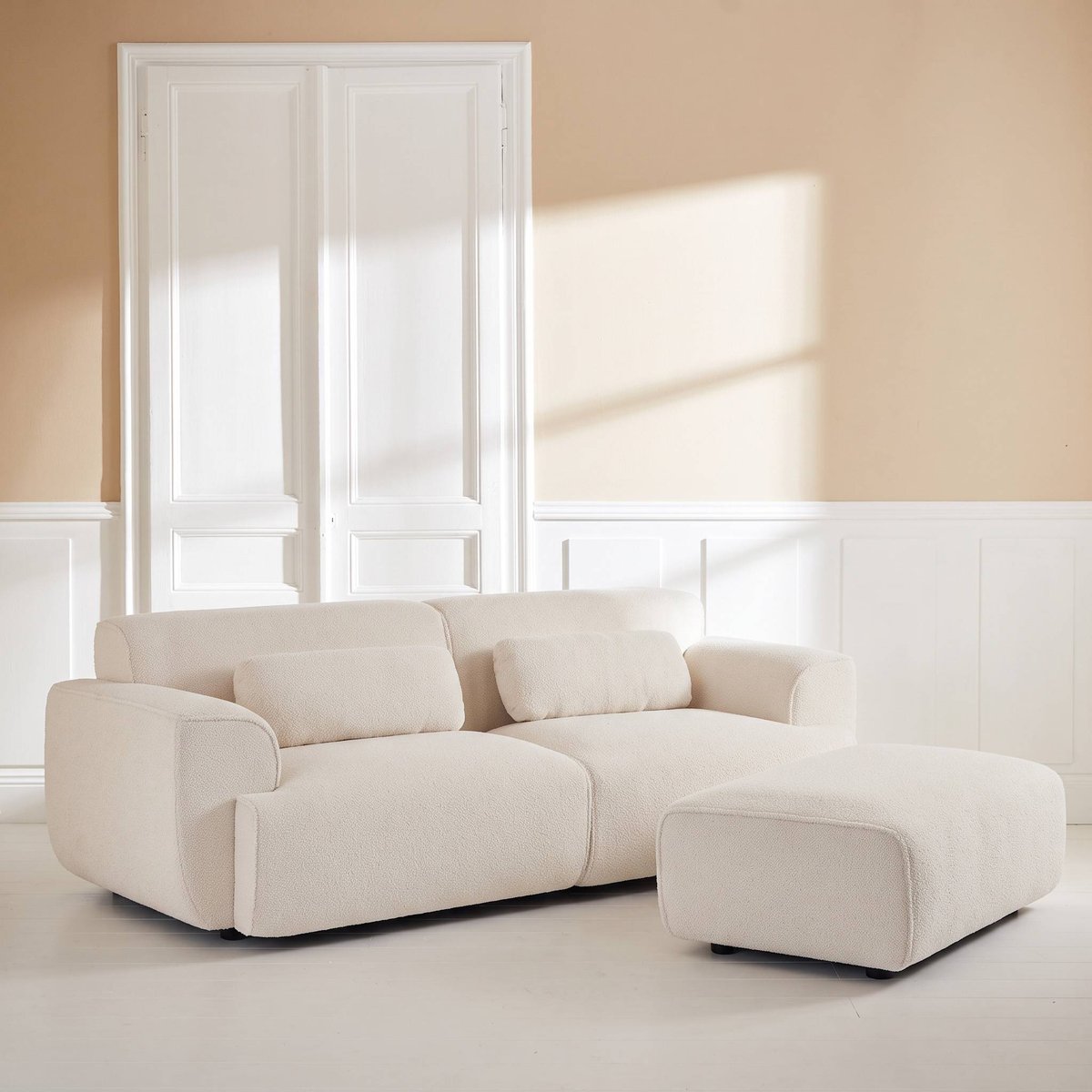 Pouf, repose-pieds pour canapé 2 places Wallas bouclette WALLAS crème, SWEEEK