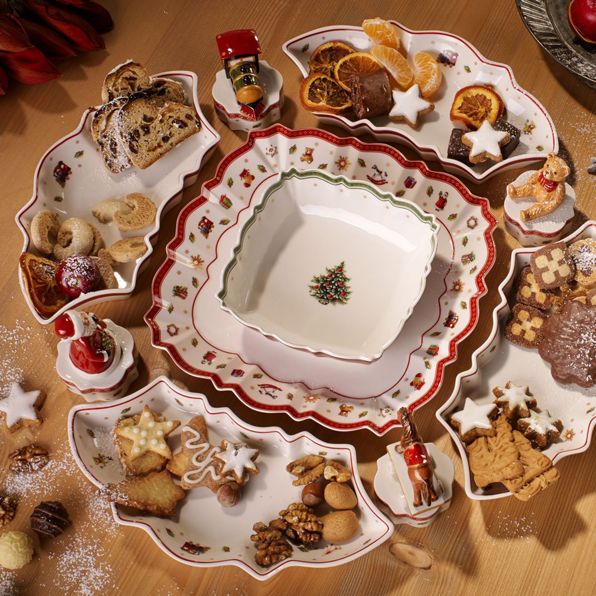 Assiette À Servir TOY'S DELIGHT rouge, VILLEROY & BOCH