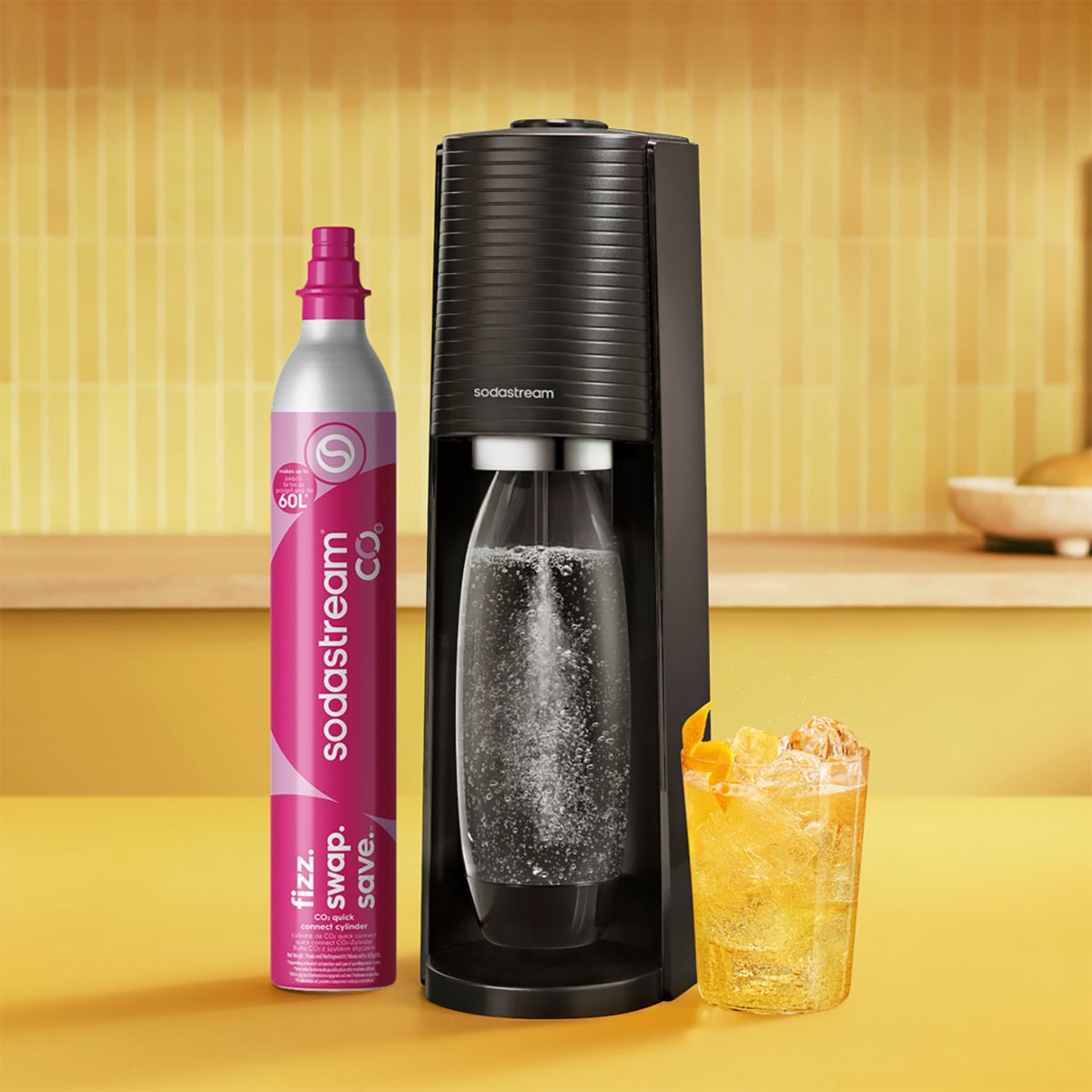 Machine à Soda Terra avec 1 bouteille noir, SODASTREAM
