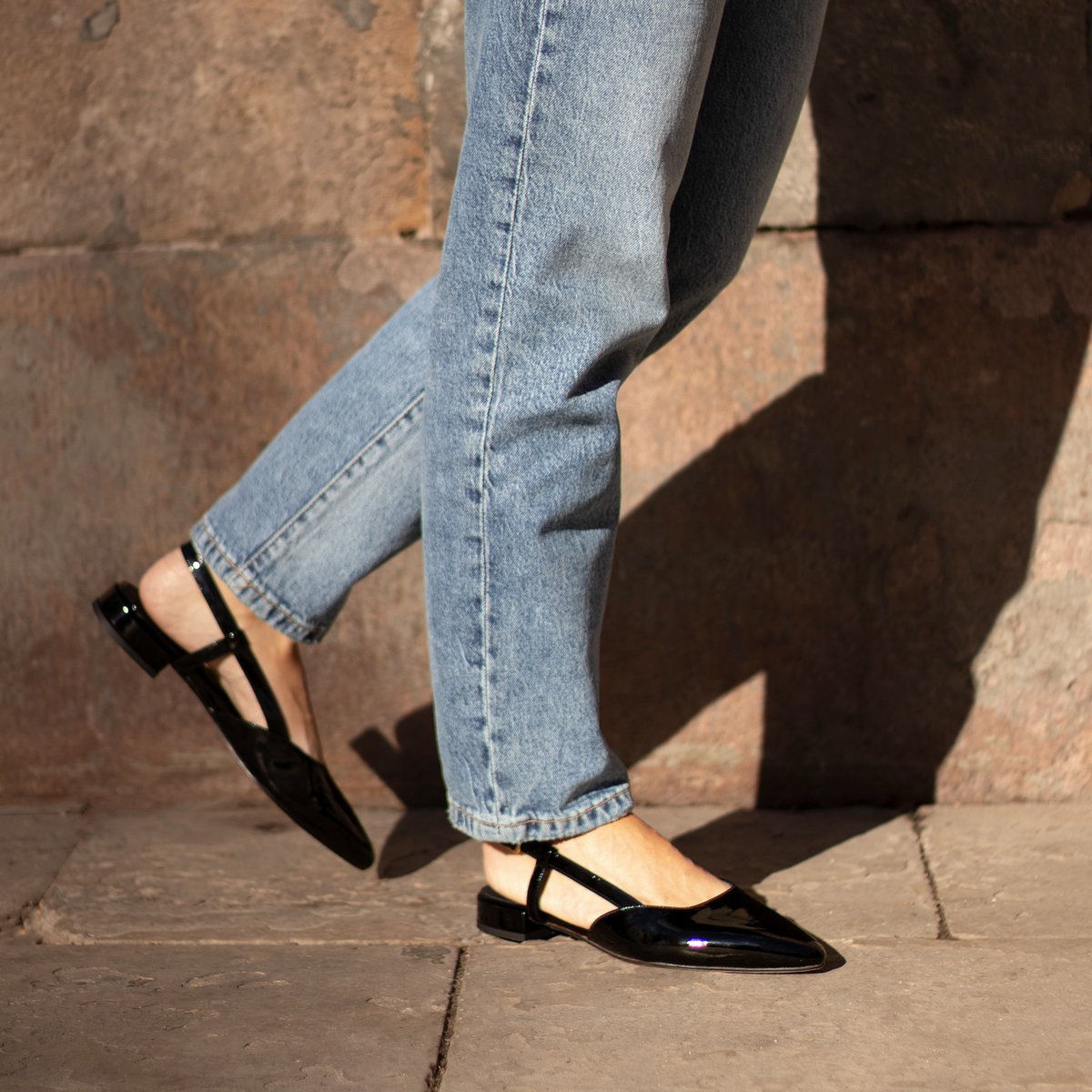 Ballerines slingback Elise cuir vernis noir, JULES & JENN