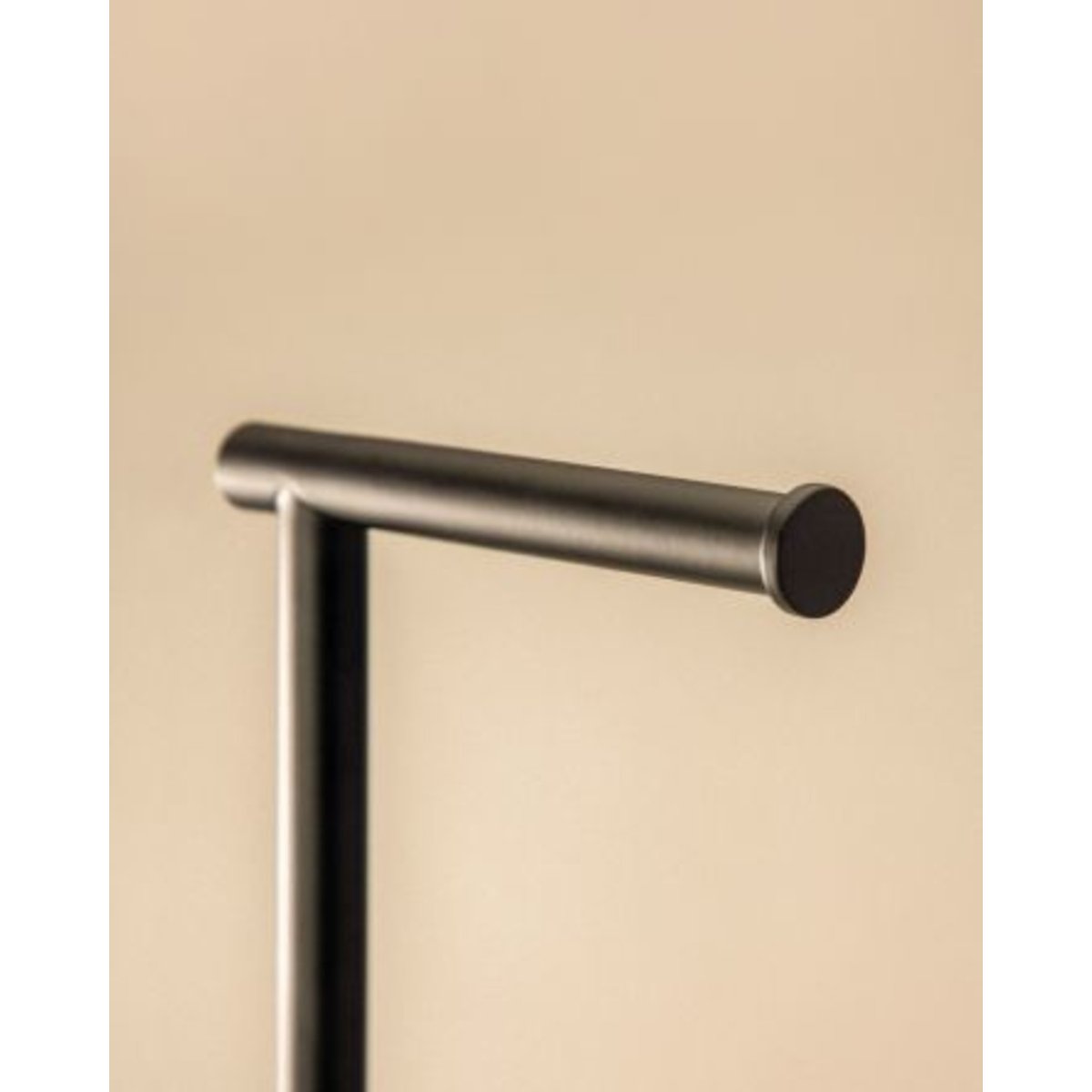 Brosse Wc Et Porte Papier  ESSENTIALS noir mat, COSMIC