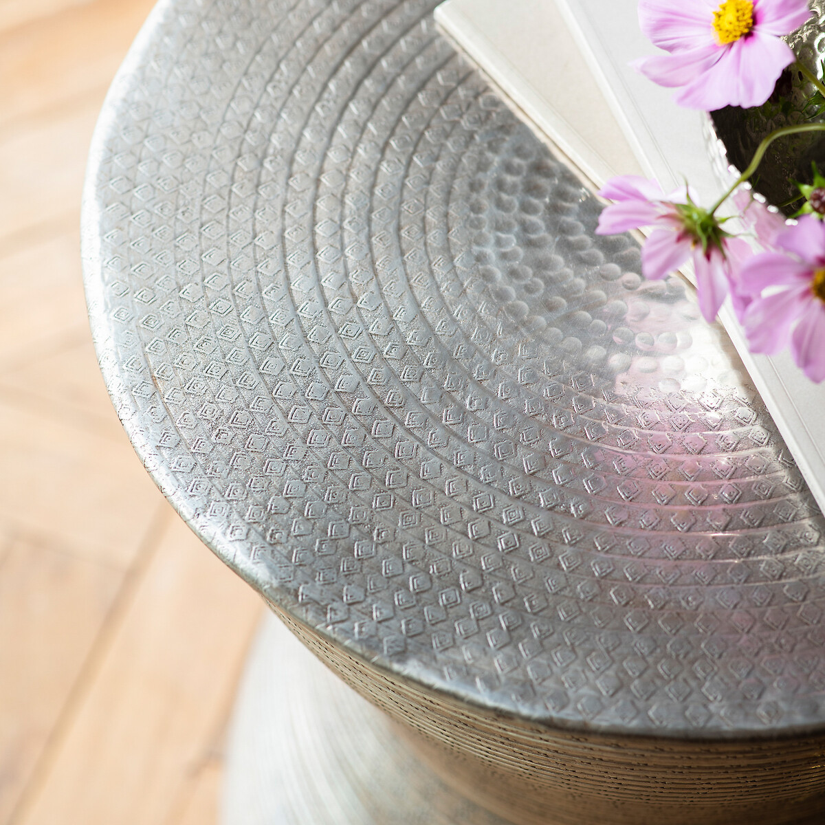 Kolar Antique Embossed Drum Side Table silver-coloured, SO'HOME