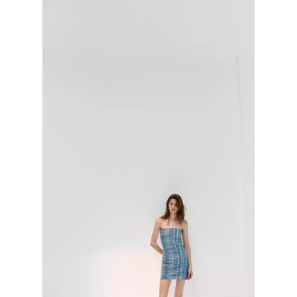 Robe froncée à carreaux bleu, MANGO