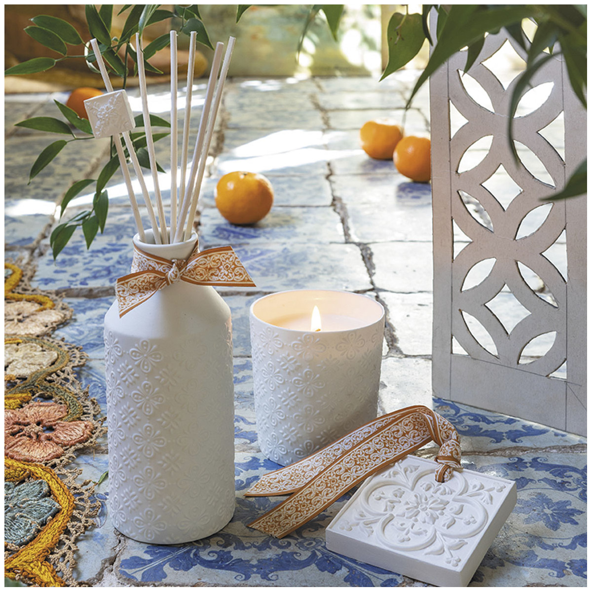 Bougie parfumée 190 g - Fleur de Mandarine blanc, MATHILDE M