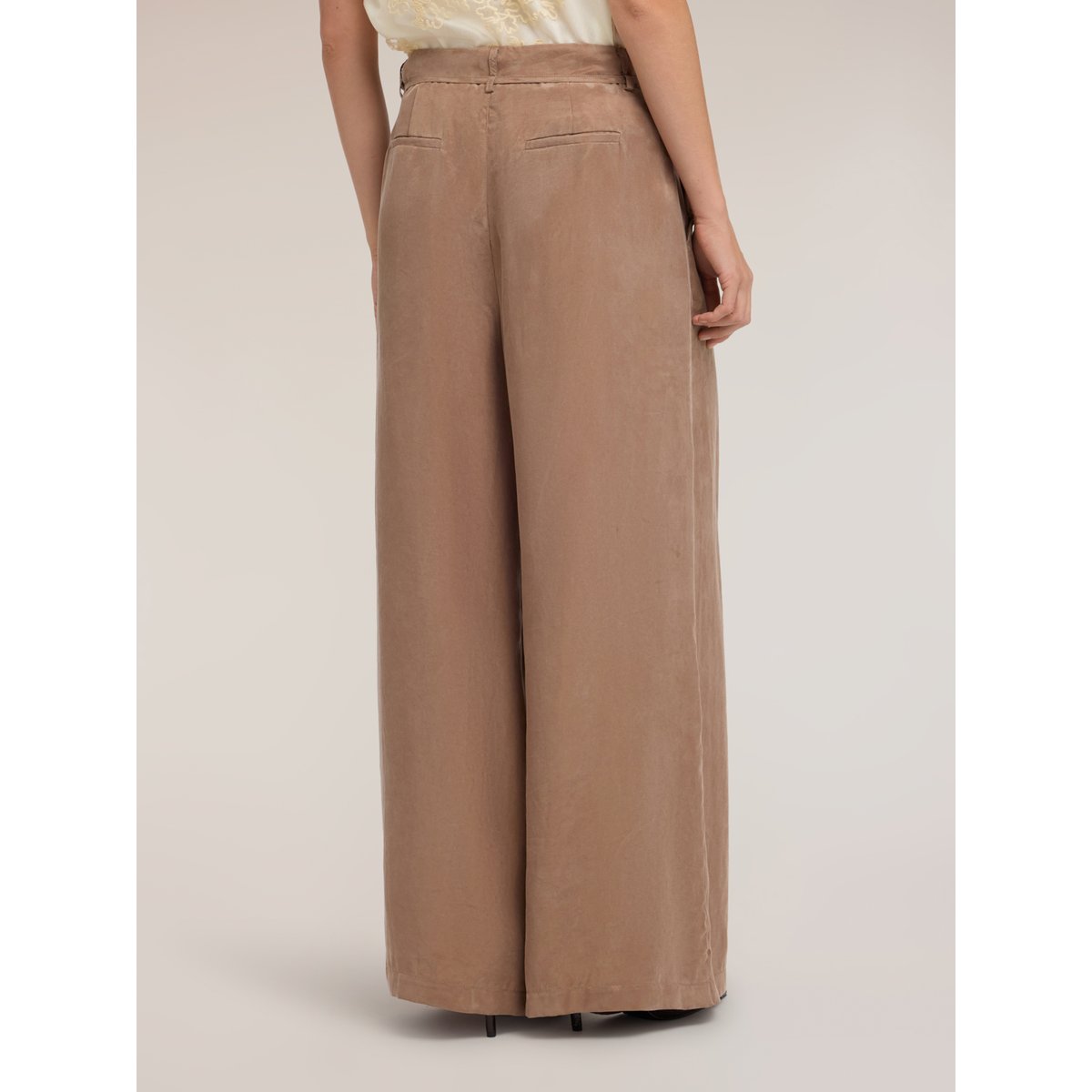 Pantalon palazzo à plis verde militare, MOTIVI