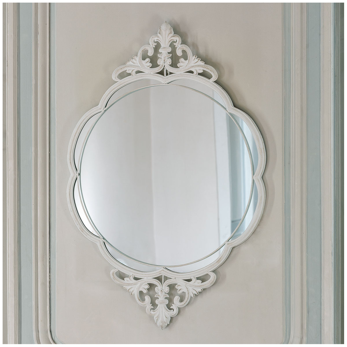 Miroir ovale Ophélie en métal blanchi blanc antique, MATHILDE M