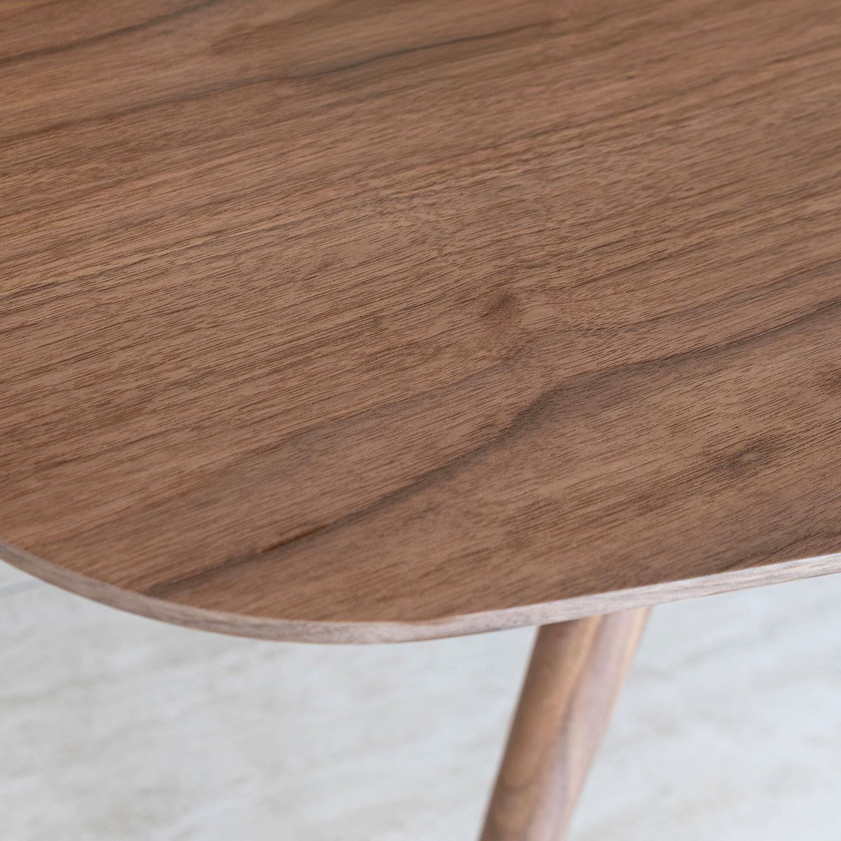 Table effet bois 200cm + 6 fauteuils en tissu noyer / ocre, NOW'S HOME