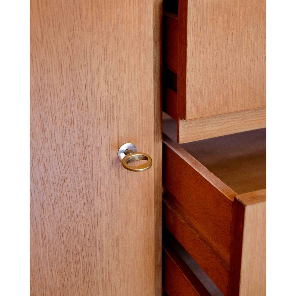 Enfilade en acajou et chêne Margaret N°511 - Bon état bois clair, DEBONGOUT