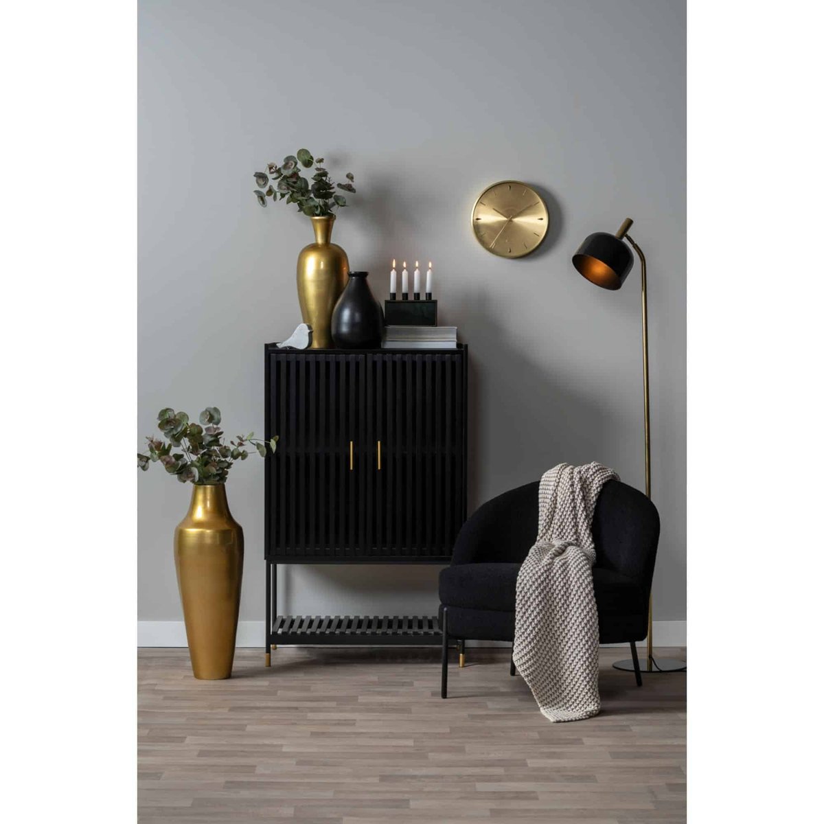 Lampadaire Le fer SMART noir, LEITMOTIV