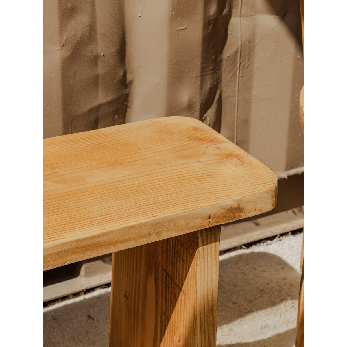 Banc en bois Antoine N°417 - Bon état bois clair, DEBONGOUT