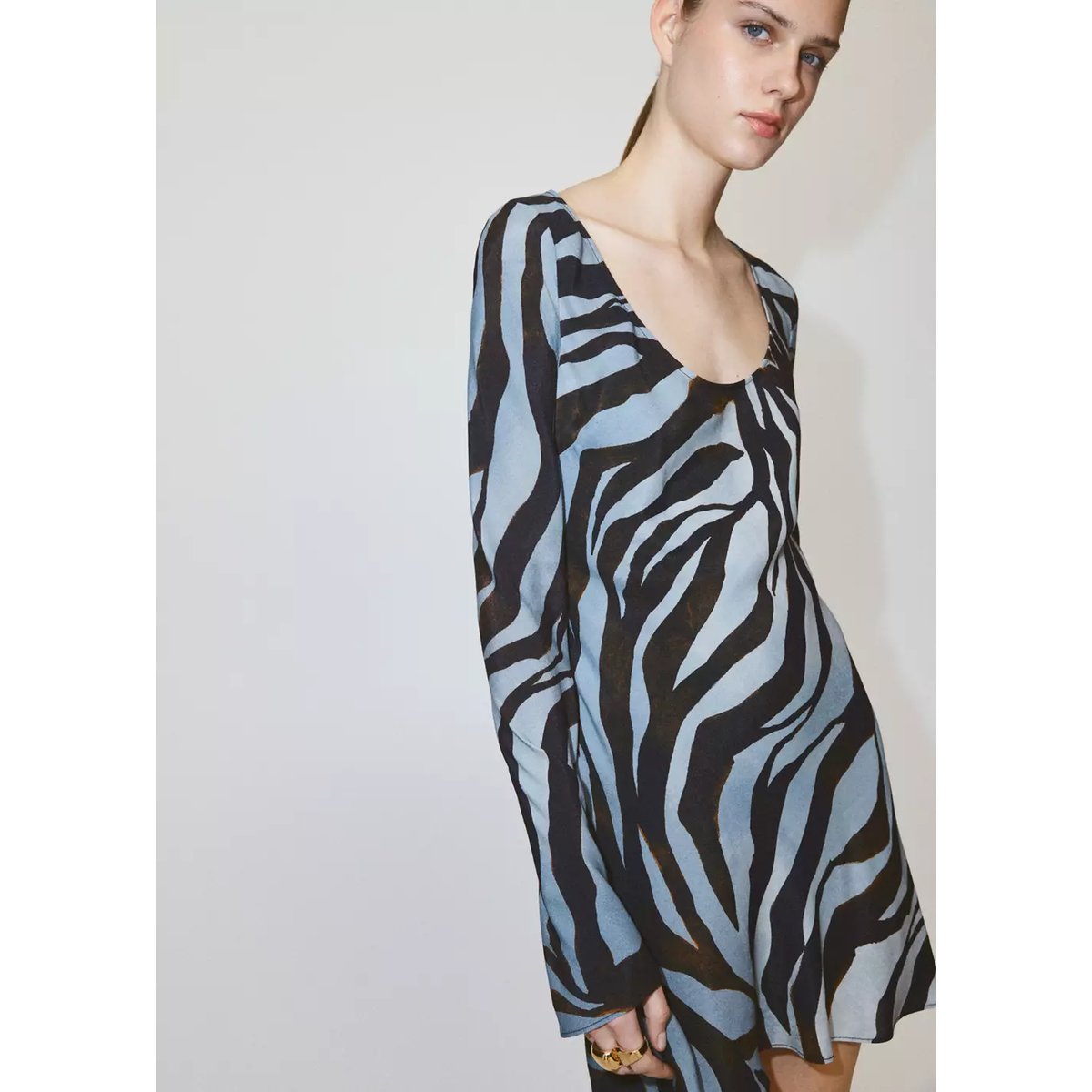 Robe courte imprimée bleu, MANGO