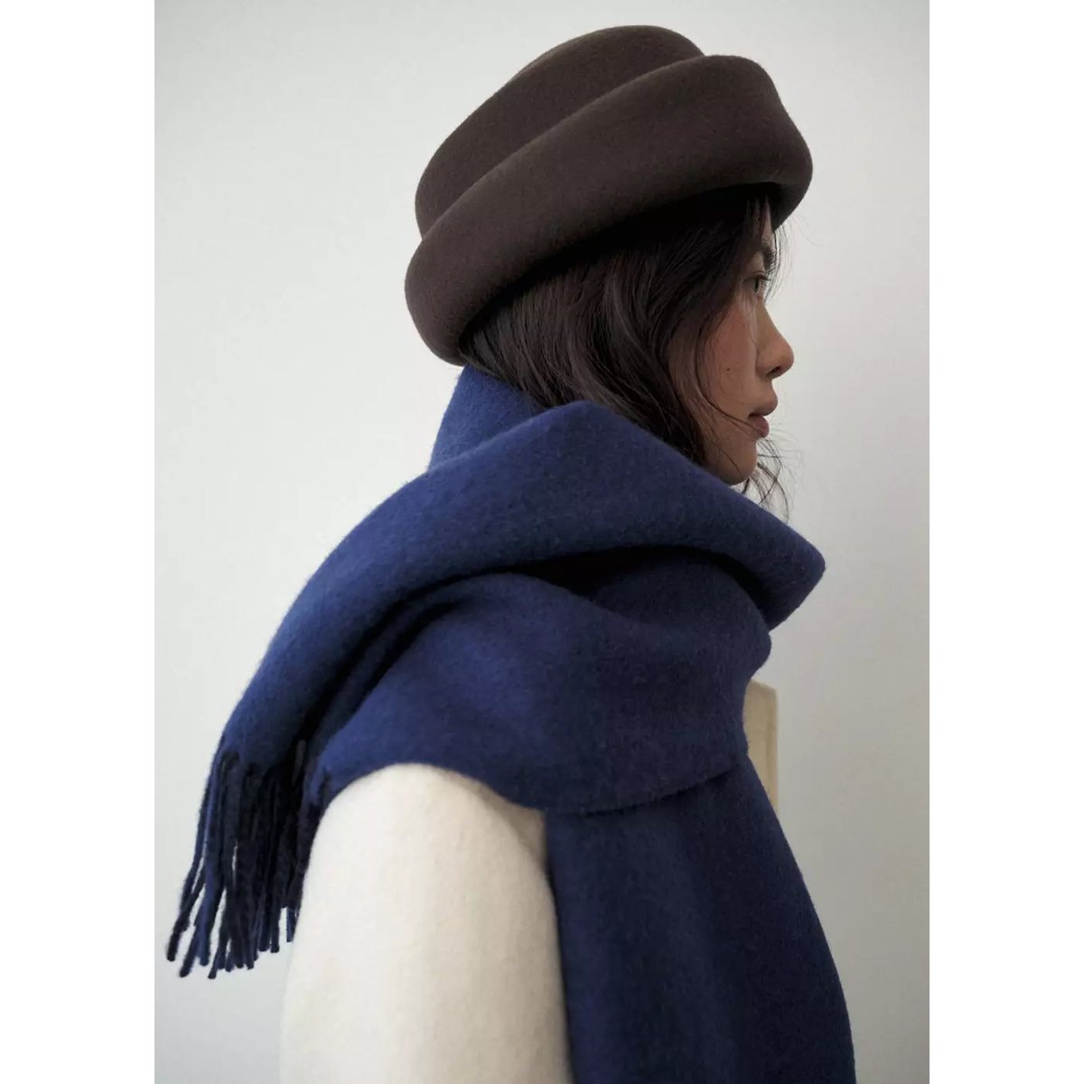 Chapeau 100 % laine chocolat, MANGO