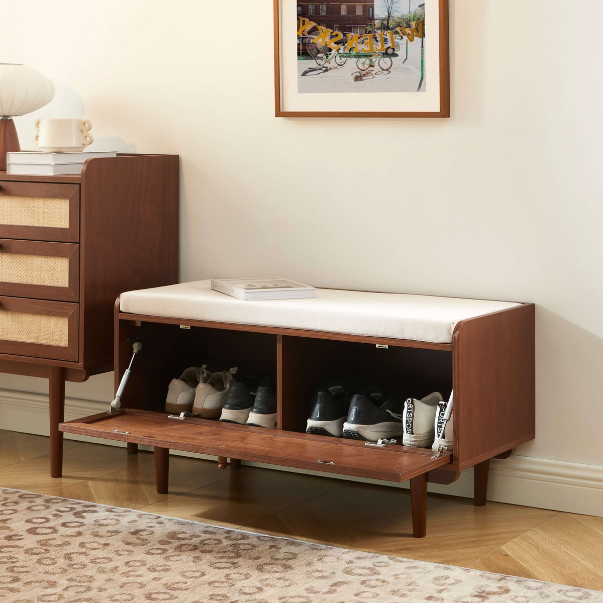 Banc à chaussures en cannage LEON noyer, SORELH