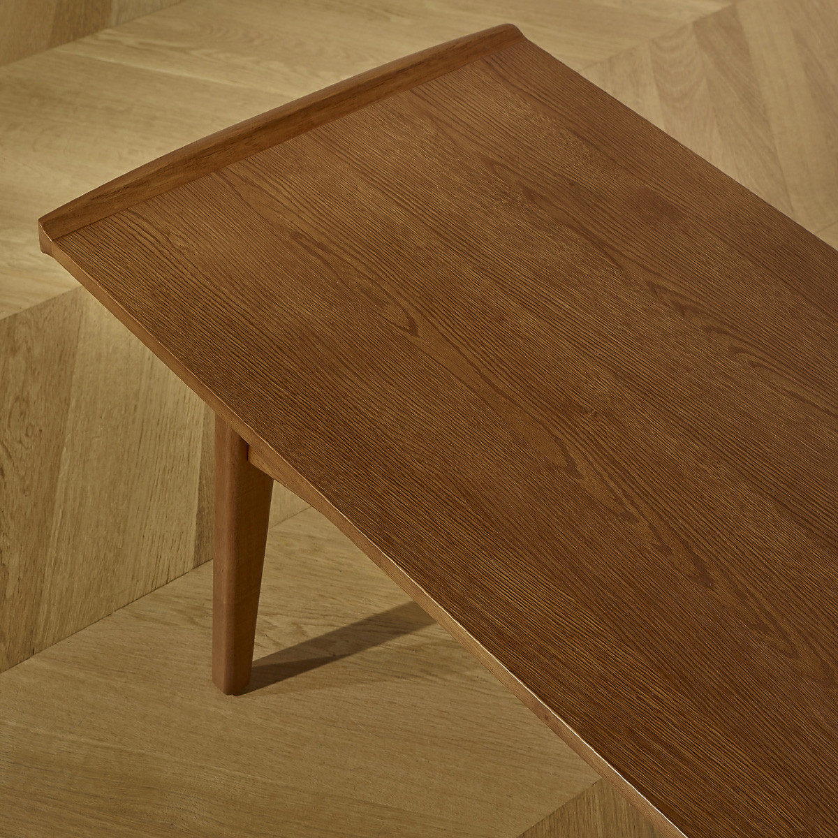 Table basse style scandinave, plateau en chêne DALHIA marron, ROBIN DES BOIS