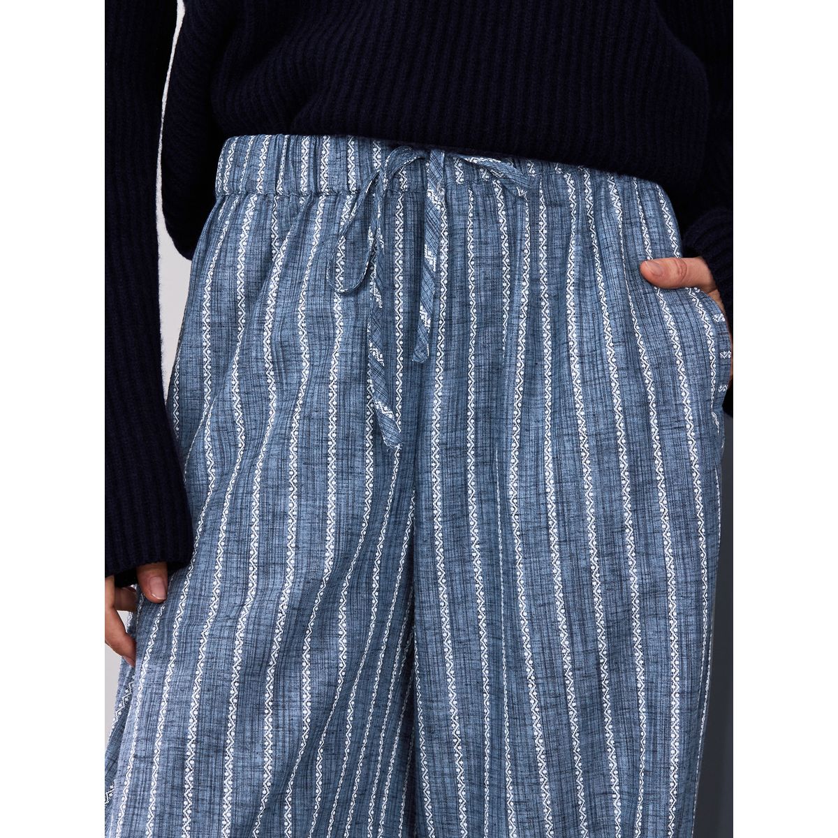Pantalon large à enfiler effet froissé rayures bleues, NEXT