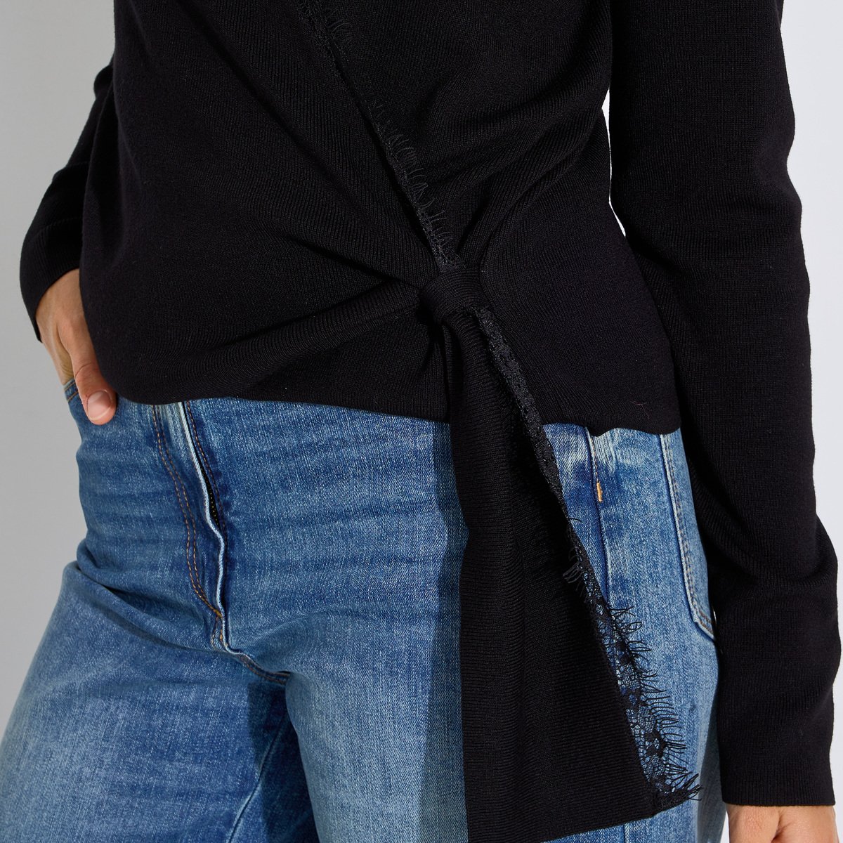 Pull cache-cœur ajouré noir, GRAIN DE MALICE