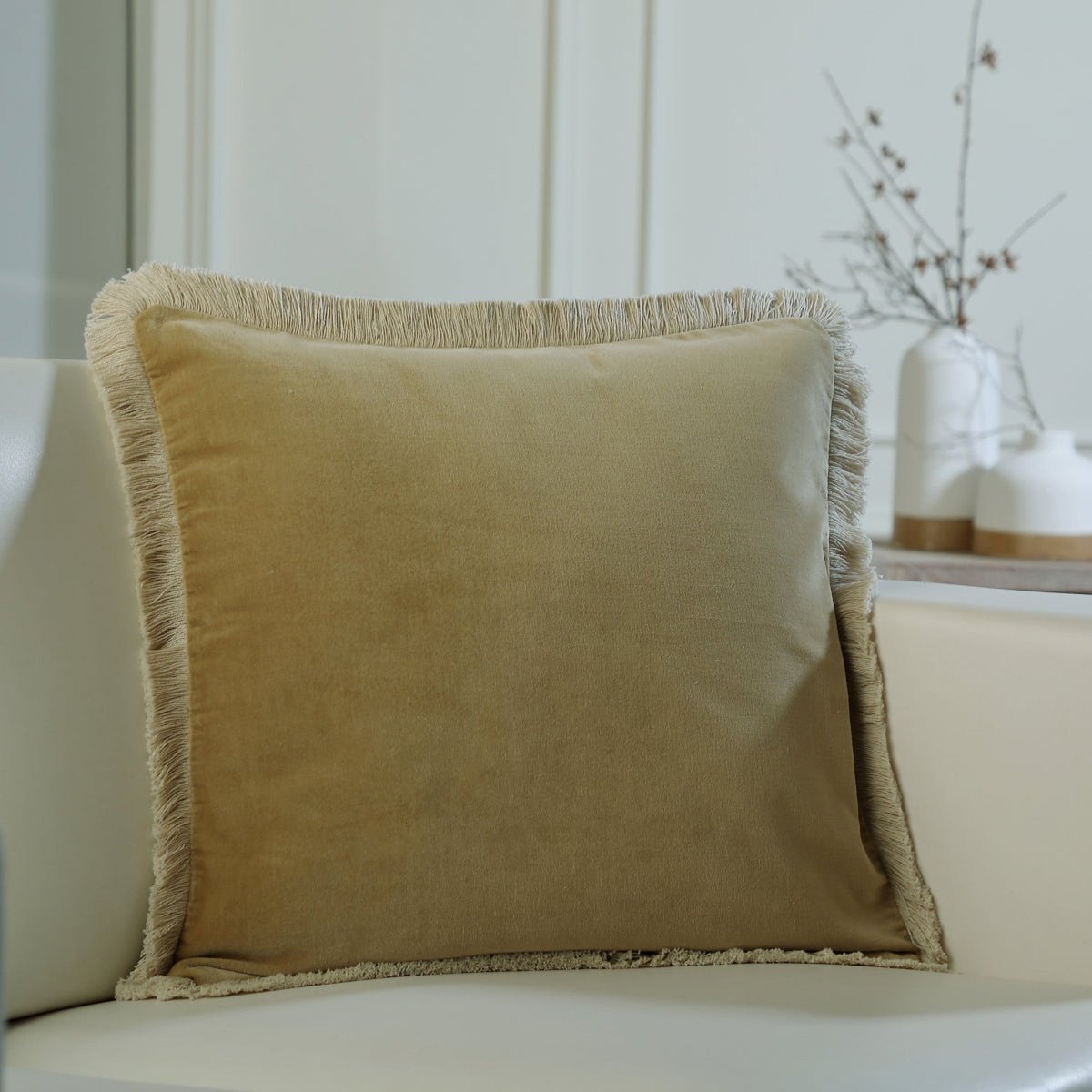 Coussin velours de coton RIVA sable, FEBRONIE