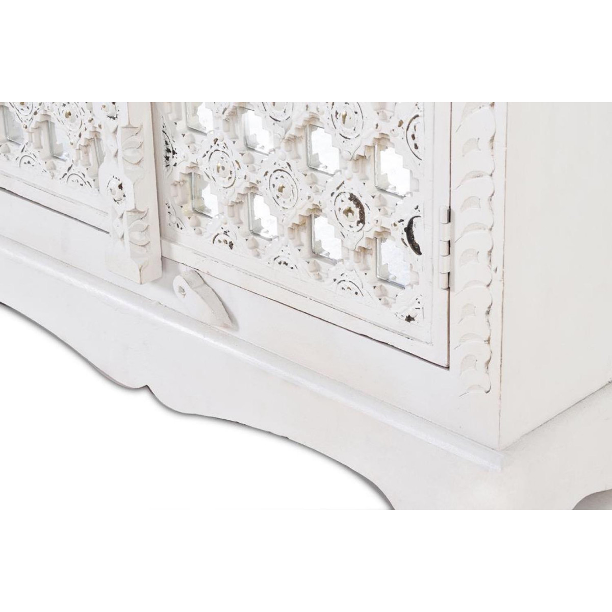 Armoire blanc, DECORATION D’AUTREFOIS