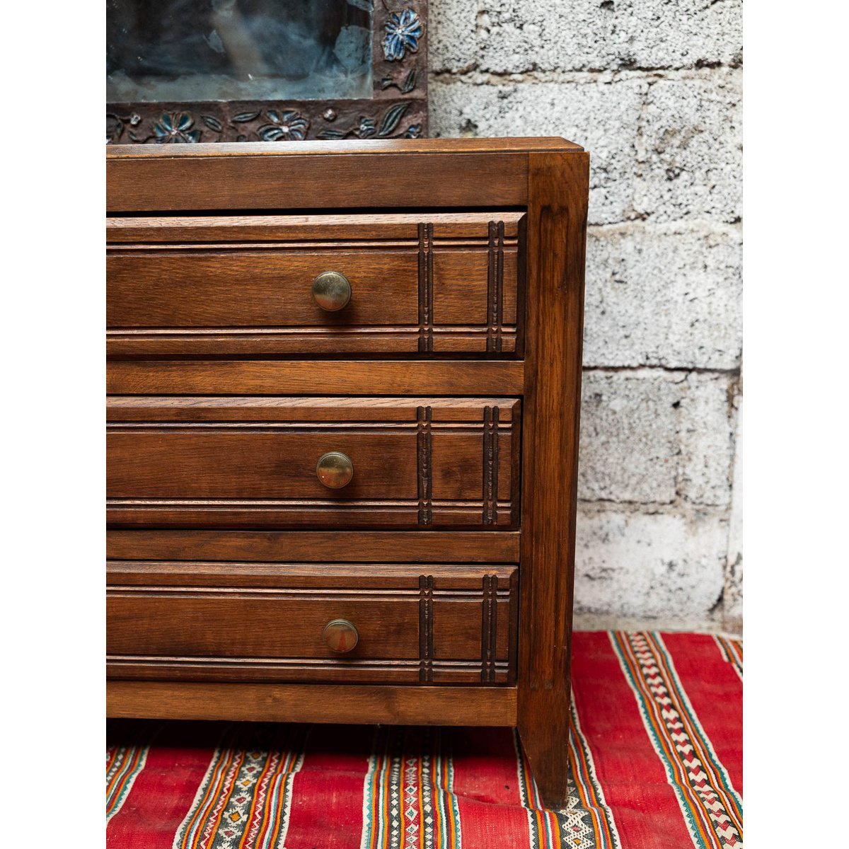 Chaleureuse commode Garance N°712 - Bon état bois foncé, DEBONGOUT