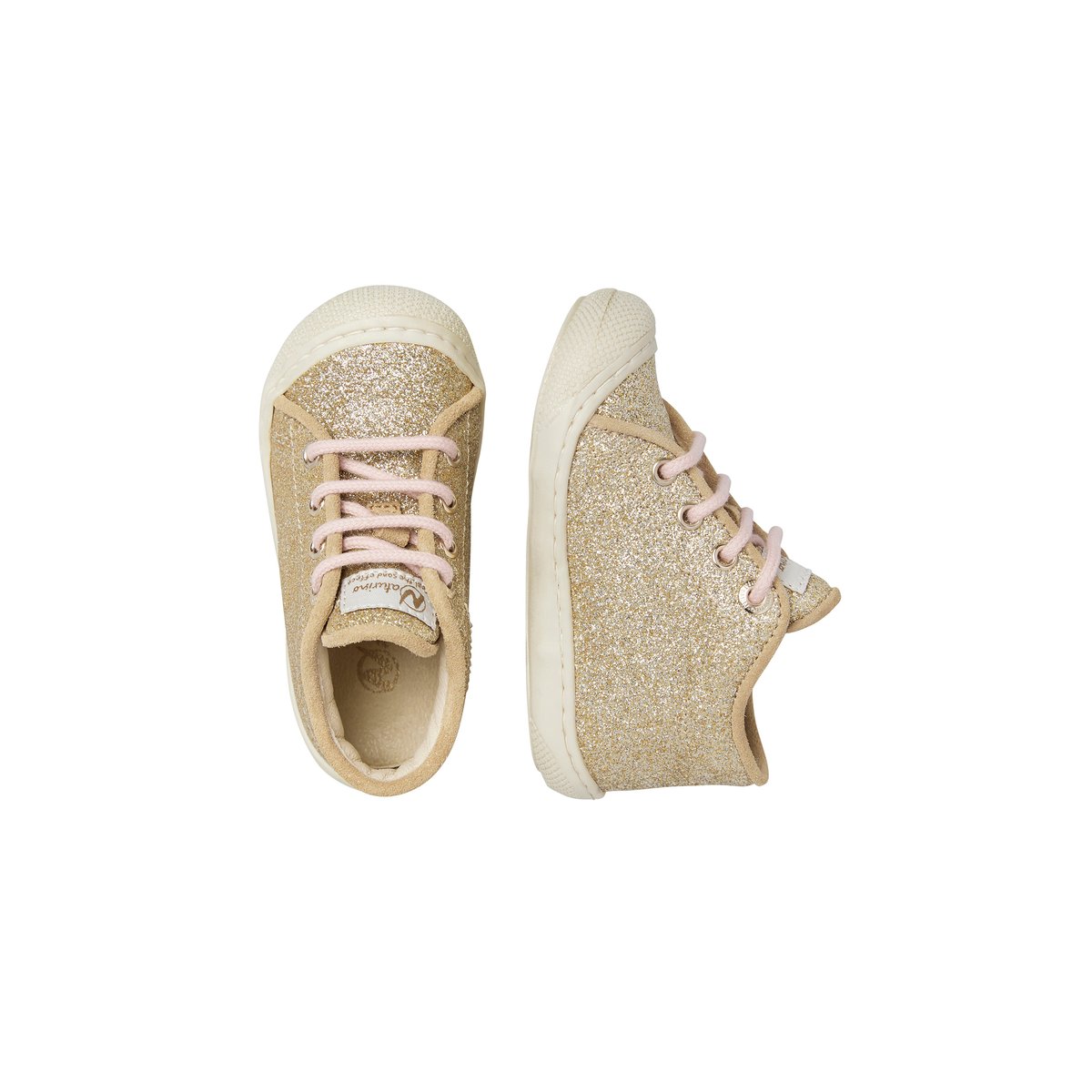 Chaussures premiers pas en tissu pailleté SOSSI platine, NATURINO