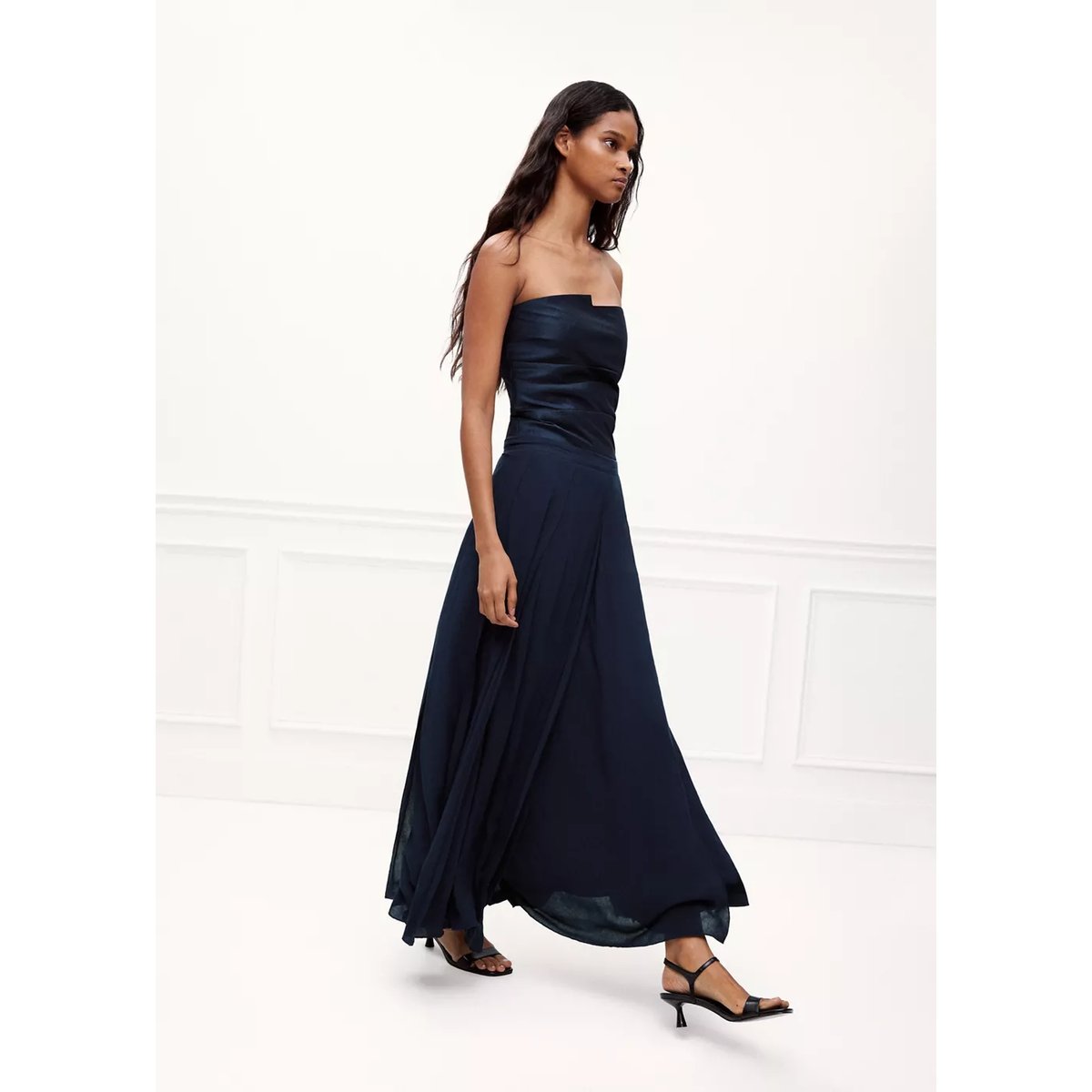Jupe en mousseline avec coutures bleu marine, MANGO TEEN