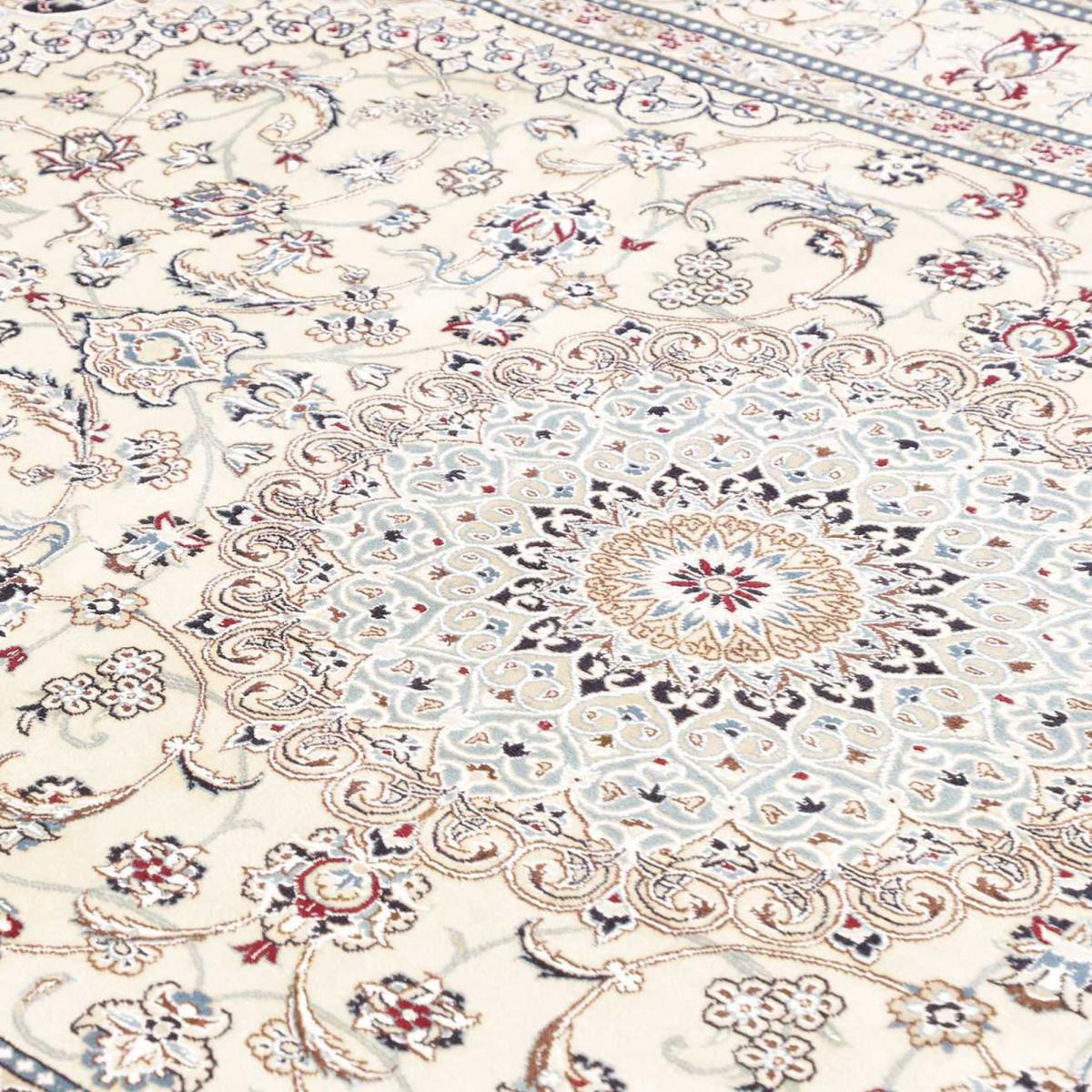 Tapis d'orient au motif oriental, artisanal noué main en laine bleu, crème, beige, UN AMOUR DE TAPIS