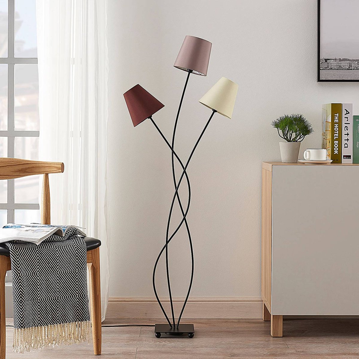 Lampadaire en textile moderne, Melis marron, gris, crème, noir, LINDBY