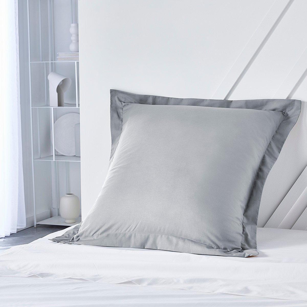 Taie d'oreiller finition volant uni coton PRESTIGE gris, TODAY
