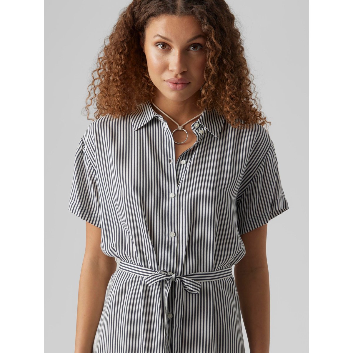 Robe Chemise snow white 3, VERO MODA