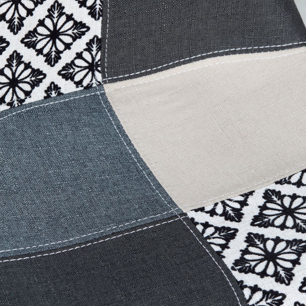 Chaise snack patchwork pied métal blanc MOSA multicolore, ZAGO