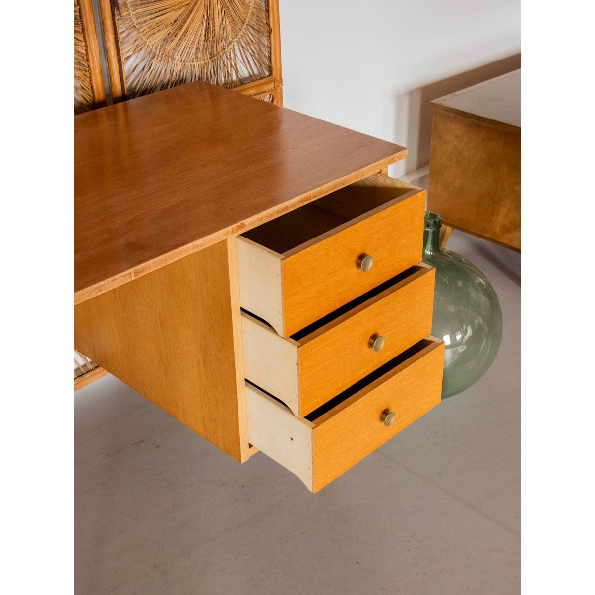 Bureau au style scandinave Yvan N°556 - Bon état bois clair, DEBONGOUT