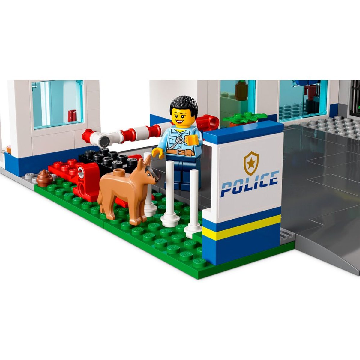 LEGO City - Commissariat de Police 60316 : Aventure Urbaine multicolore, LEGO
