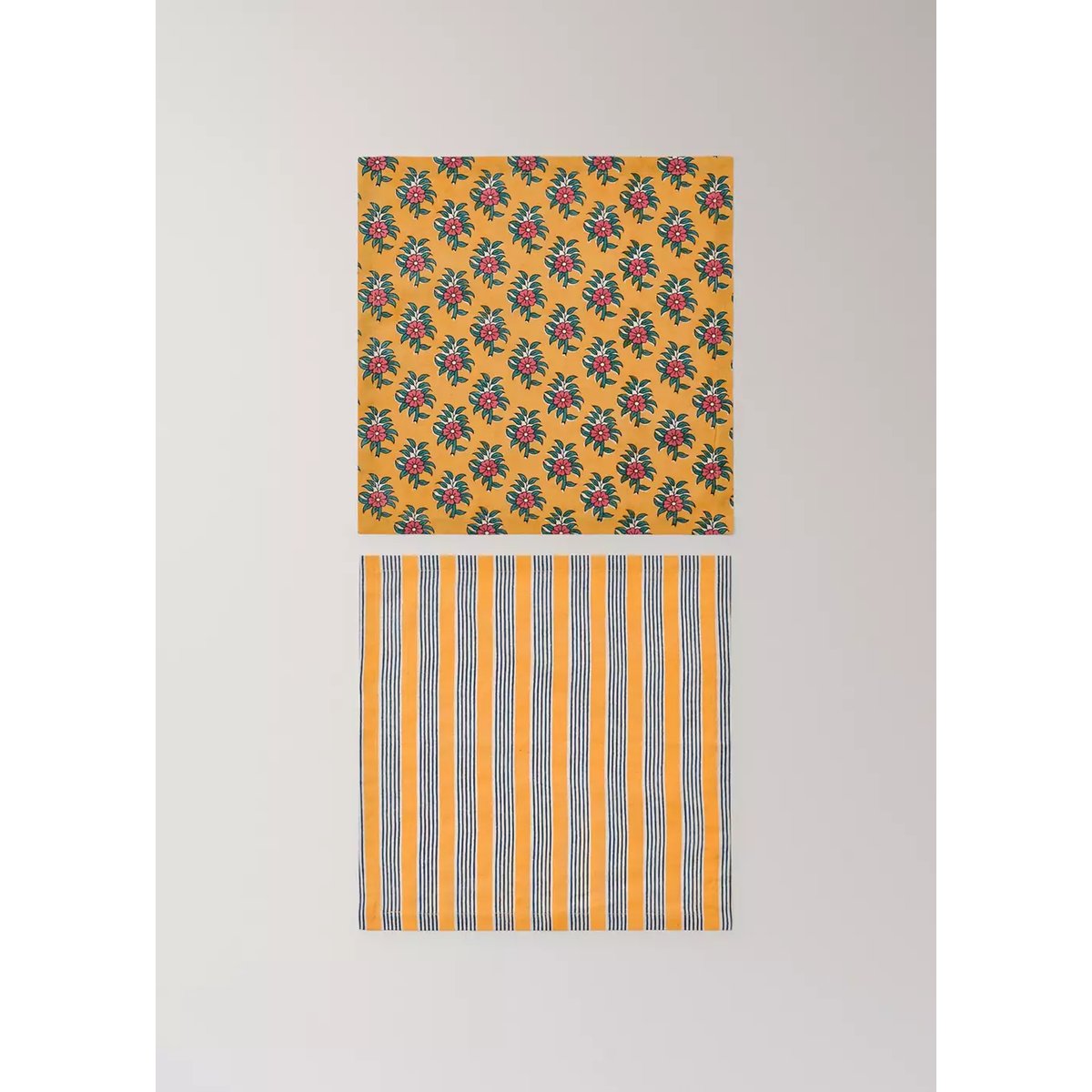 Serviettes en coton et lin à rayures et fleurs jaune, MANGO HOME