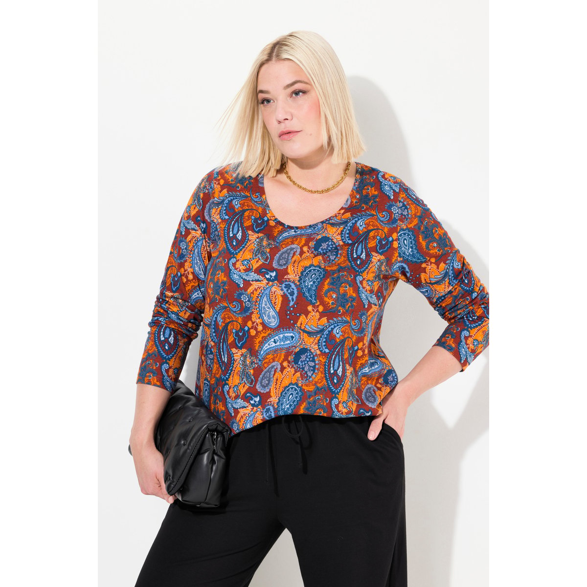 T-shirt long coupe évasée, motif cachemire baies foncé, ULLA POPKEN