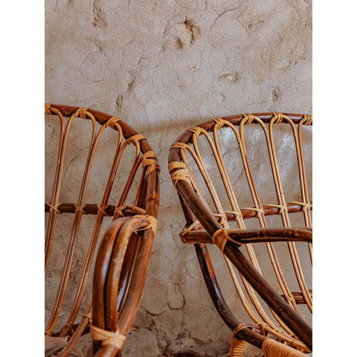 Fauteuil en rotin foncé Ernest N°861 - Bon état bois foncé, DEBONGOUT