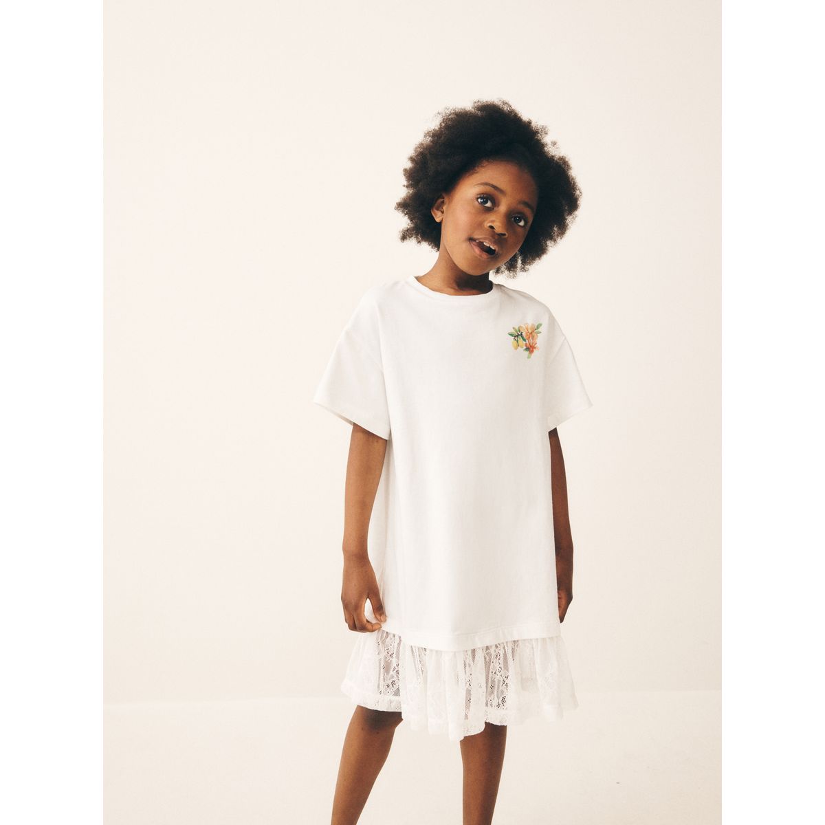 Robe t-shirt 2-en-1 en dentelle blanc, NEXT